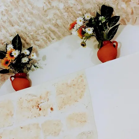 Al Bianco Nido White Stone In Holiday home